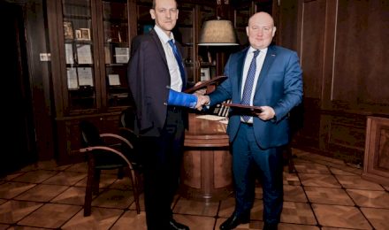 Губернатор Севастополя и руководитель Росреестра подписали соглашение о сотрудничестве