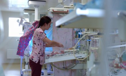 Средняя зарплата врачей в Севастополе приближается к 80 тысячам рублей