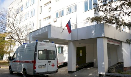 Главные врачи севастопольских больниц будут вести выездные приемы в поликлиниках