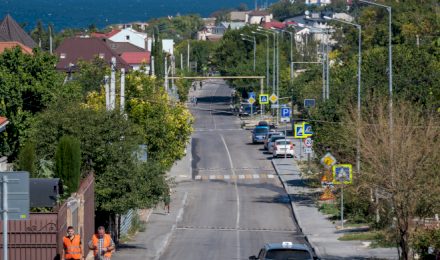 Капитальный ремонт дороги на улице Галины Петровой завершен раньше срока