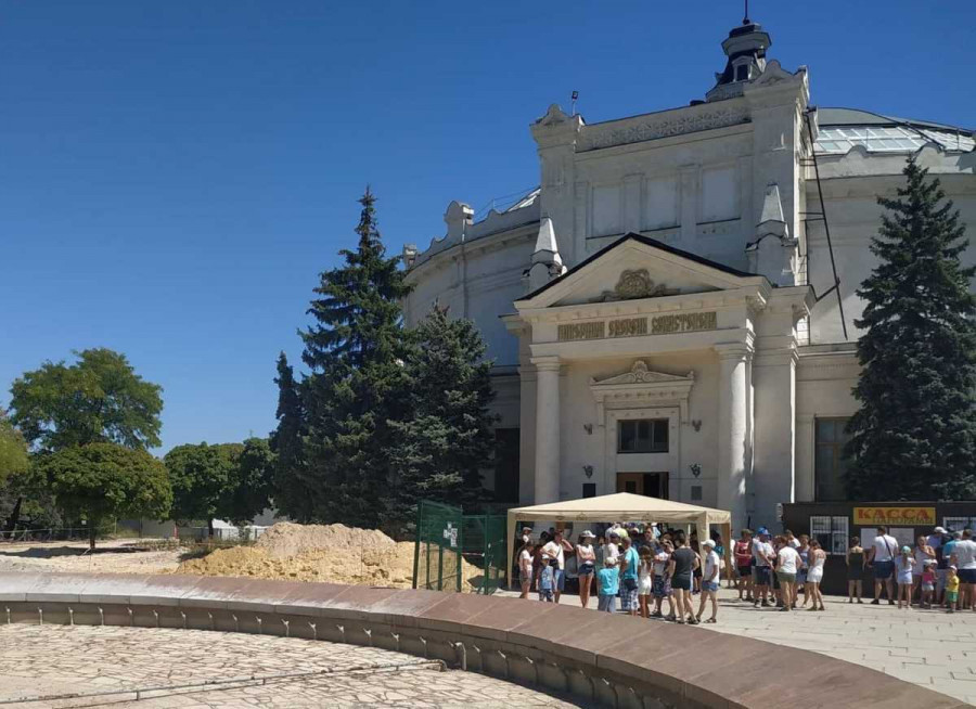 Завершить реконструкцию Исторического бульвара в Севастополе должны за полгода