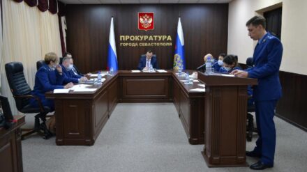 Прокуратура Севастополя помогла 23 сиротам получить квартиры