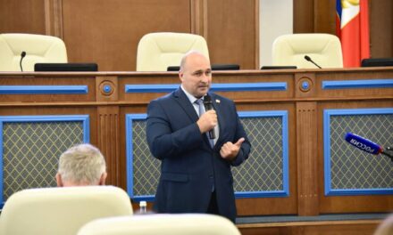 Сегодняшние финалисты Всероссийской … встретились с депутатами Законодательного Собрания Севастополя