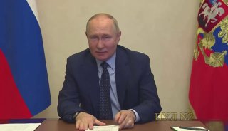 Путин поздравил работников транспорта с профессиональным праздником
