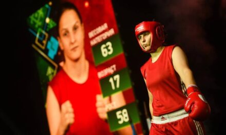 Севастопольская спортсменка Елена Гапешина завоевала серебро на Чемпионате России по боксу
