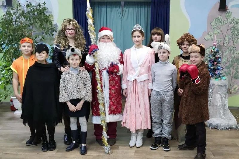 Спектакль «Новогодние огни приглашают в сказку» — праздничное волшебство!