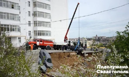 В Севастополе восстановят обрушившуюся подпорную стену