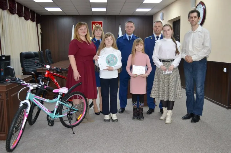 Прокуроры помогли реализовать мечты трех севастопольских детей