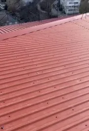 Восстановление крыши на проспекте Победы: успехи и помощь государственных управляющих