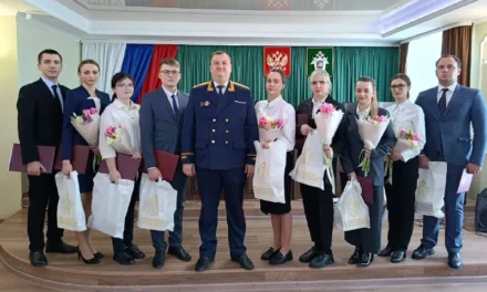 Молодые следователи Крыма приняли присягу