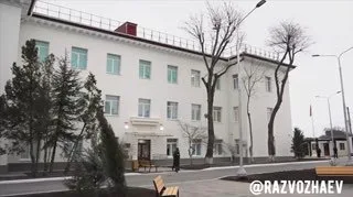 Секретарь «Единой России» посетил отремонтированную школу в Севастополе