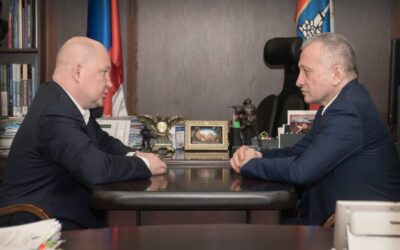 Губернатор Севастополя провел встречу с замруководителя Федерального казначейства