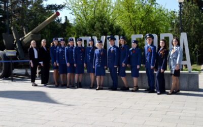 Прокуроры и молодые специалисты посетили Мемориальный комплекс «Сапун-гора» в Севастополе