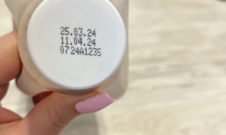 Стекло в молочном коктейле: родители предупреждают о небезопасном продукте