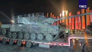 В Москву привезли трофейные танки Leopard 2A6 и T-72 для выставки Минобороны РФ