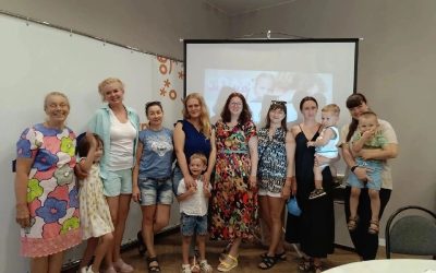 Одинокие мамы получат помощь психолога благодаря присмотру за детьми