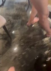 Жилец жалуется на бездействие управляющей компании после прочистки трубы