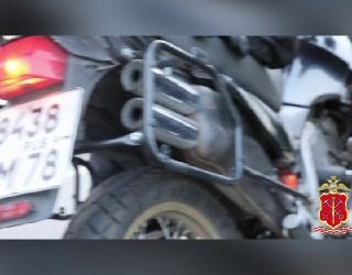 Санкт-Петербург первым в России начал штрафовать за шумный выхлоп автомобилей и мотоциклов