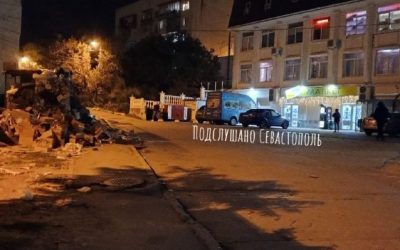 Жители жалуются на невывоз вторсырья в Севастополе