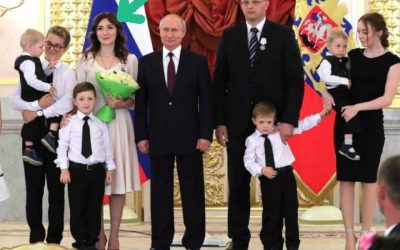 Многодетной маме из Севастополя присвоено звание «Мать-героиня»