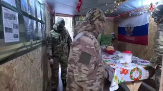 Крымские десантники получили новогодние подарки и письма от детей по всей стране