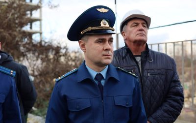 Прокурор Севастополя провел прием пайщиков ЖСК «Жилком» по вопросам достройки домов