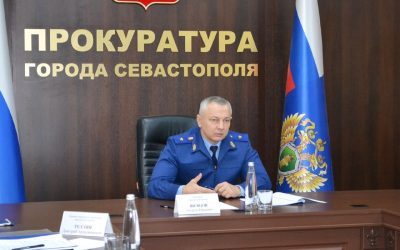 Прокурор Севастополя провел встречу с предпринимателями по вопросам размещения НТО
