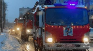Сотрудники МЧС России поздравили жителей Архангельска с Новым годом необычным способом