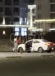 Авария на парковке в парке Победы: ученики автошколы сбили человека