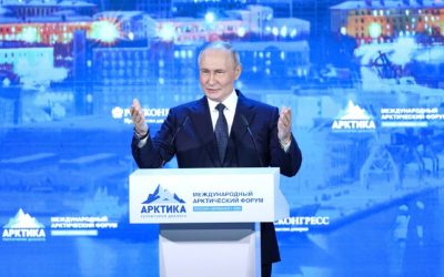 Путин поручил использовать фондовый рынок для развития Северного морского пути