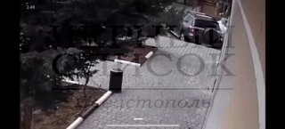 Жители улицы Парковой, дом 14к1, превратили двор в свалку
