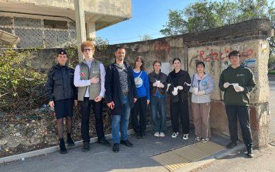 Севастопольские полицейские и общественники закрасили более 100 наркорекламных надписей