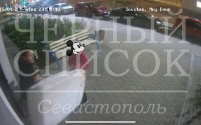 Жители ЖК Архитектор-3 выбросили матрас в лесополосу, несмотря на просьбы