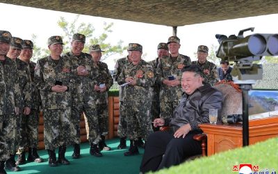 Ким Чен Ын наблюдал за соревнованиями артиллерийских подразделений КНДР