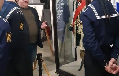 Курсанты ЧВВМУ посетили выставку мундиров «Лучший адмирал за всю историю»
