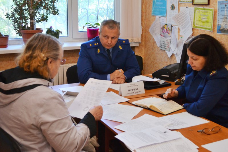 Прокурор Севастополя провел прием граждан в Обществе инвалидов