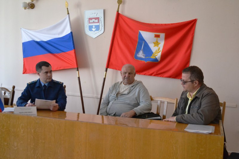 Прокурор Севастополя провел выездной прием граждан в Нахимовском районе
