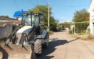 Севастопольцы просят ГИБДД и администрацию решить проблему с незаконной стройтехникой на улице Фурманова
