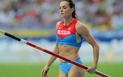 Елена Исинбаева заблокировала банковские счета в России за долг в 818 тыс. рублей