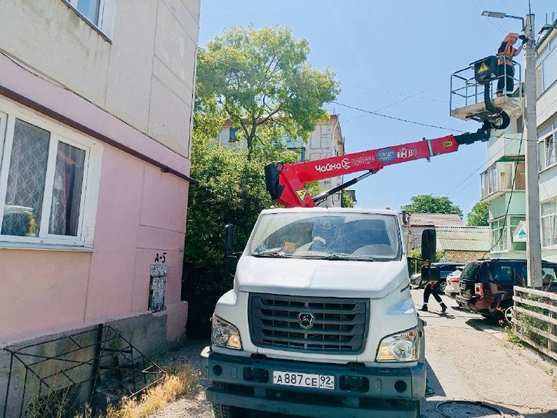 «Горсвет» установил новое освещение на улицах Ивана Голубца и Матюшенко в Севастополе