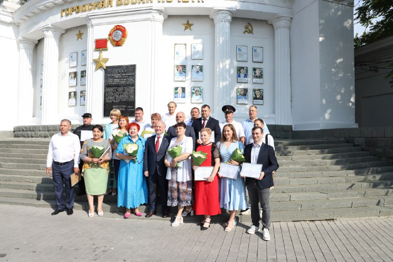 Командир батальона ППСП Севастополя занесен на городскую Доску почета