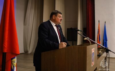 МЧС Севастополя проводит духовно-патриотическую работу и просвещение личного состава