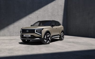 Новый кроссовер LADA AZIMUT встретили аплодисментами на ПМЭФ