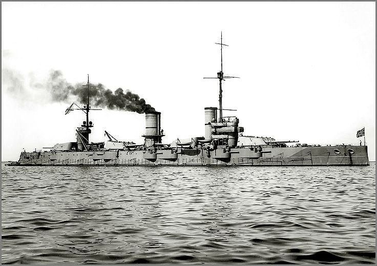 Первый русский дредноут «Севастополь» спущен на воду в 1911 году