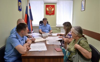 Прокурор Севастополя провел личный прием граждан, рассмотрев вопросы благоустройства и ЖКХ