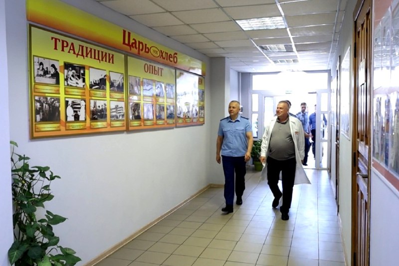 Прокурор Севастополя встретился с руководством ООО «Царь-хлеб» для обсуждения актуальных вопросов