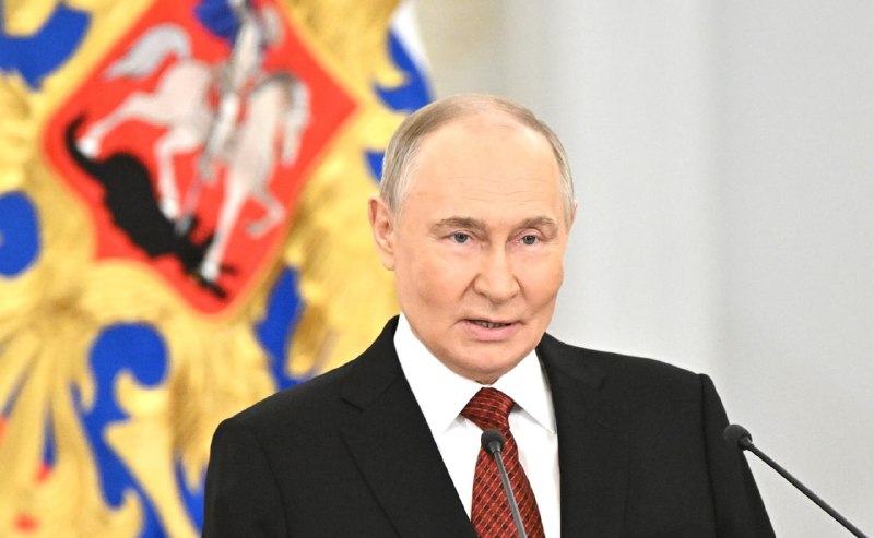 Путин: День России символизирует мощь и тысячелетний путь России