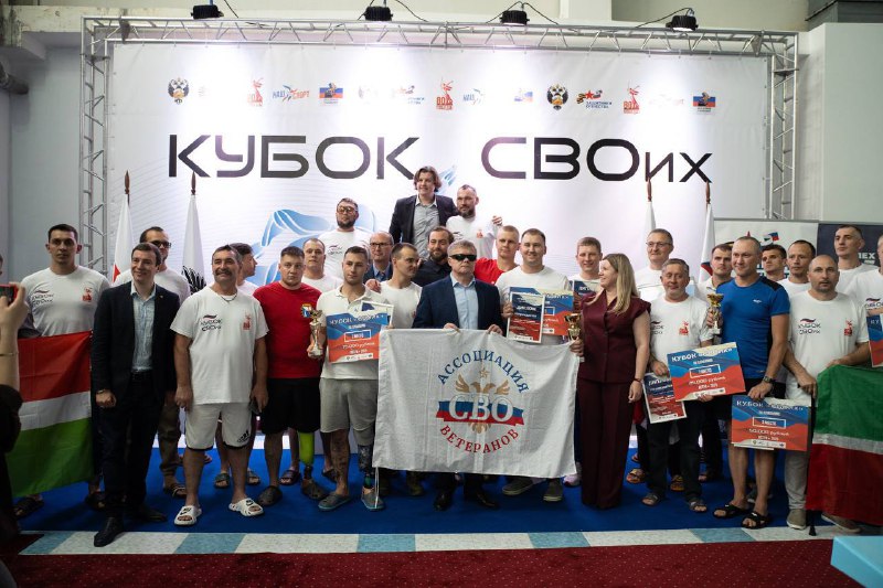 Севастопольский спортсмен Егор Табаков завоевал серебро на Кубке СВОих по плаванию