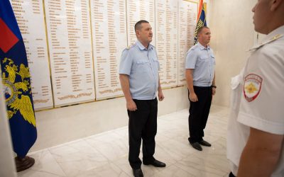 Сотрудники УМВД Севастополя приняли Присягу на верность Российской Федерации