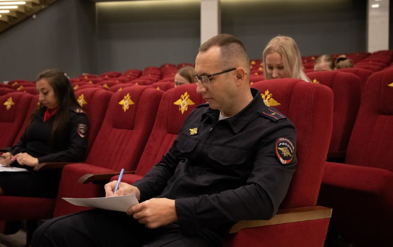 В Севастополе наградили победителей конкурса «Лучший дознаватель»